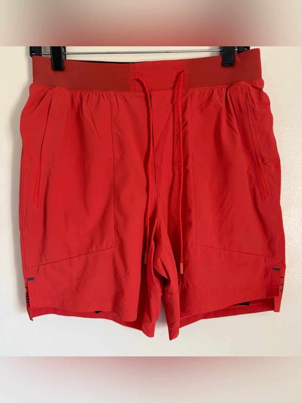Lululemon Men  Orange License To Train 7" Linerless Athletic Training Short